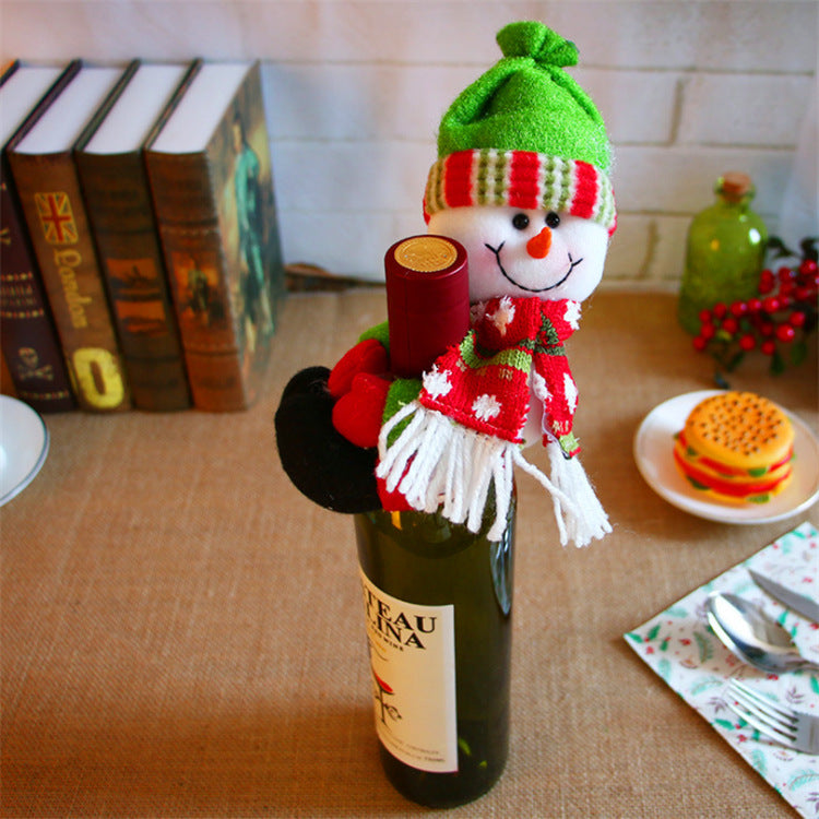 Christmas Wine Bottle Cover – Gnome or Santa Hat Decoration | Festive Holiday Table Décor, Gift Wrap Bag for Wine or Champagne