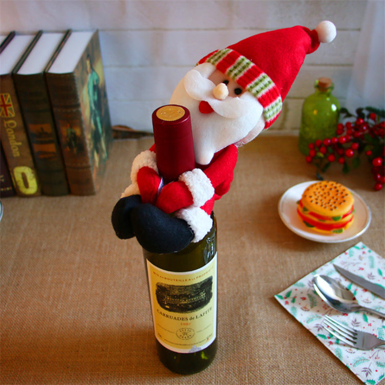Christmas Wine Bottle Cover – Gnome or Santa Hat Decoration | Festive Holiday Table Décor, Gift Wrap Bag for Wine or Champagne