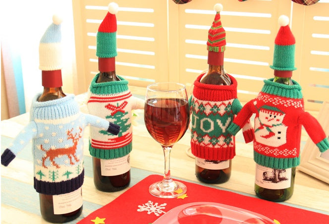 Christmas Wine Bottle Outfit – Wool Sweater & Hat Set | Joy, Tree, Elk, or Snowman Design | Festive Holiday Table Décor Gift