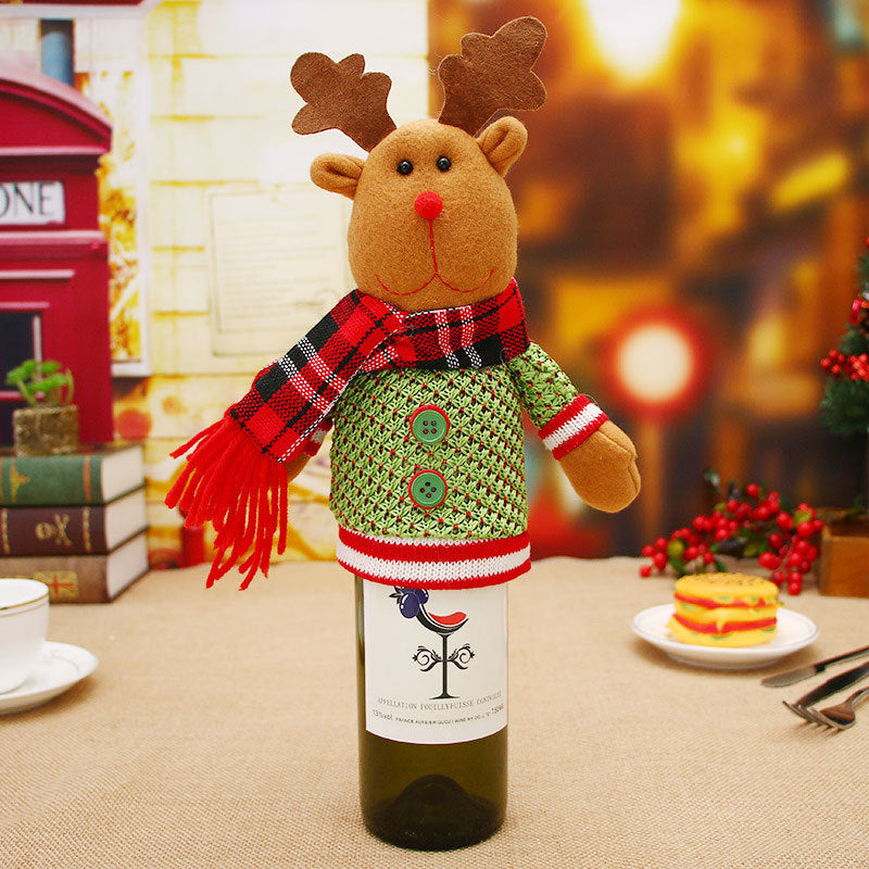 Christmas Wine Bottle Cover – Gnome or Santa Hat Decoration | Festive Holiday Table Décor, Gift Wrap Bag for Wine or Champagne