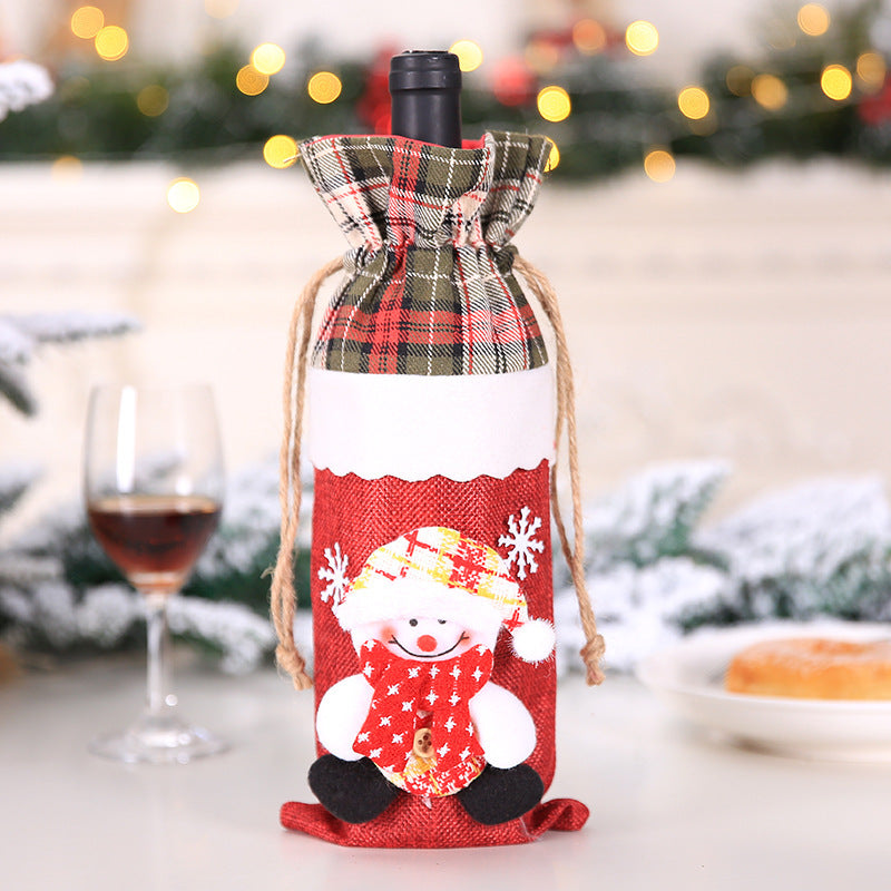 Christmas Wine Bottle Cover – Gnome or Santa Hat Decoration | Festive Holiday Table Décor, Gift Wrap Bag for Wine or Champagne