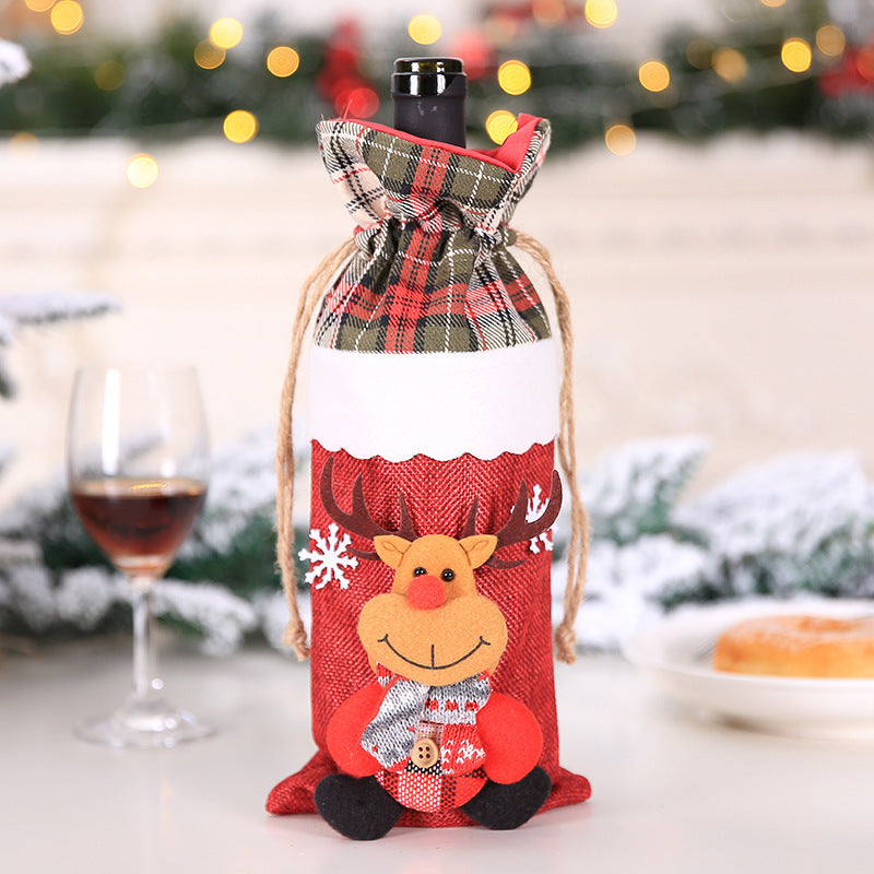 Christmas Wine Bottle Cover – Gnome or Santa Hat Decoration | Festive Holiday Table Décor, Gift Wrap Bag for Wine or Champagne