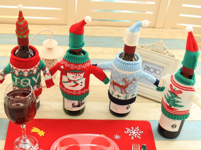 Christmas Wine Bottle Outfit – Wool Sweater & Hat Set | Joy, Tree, Elk, or Snowman Design | Festive Holiday Table Décor Gift