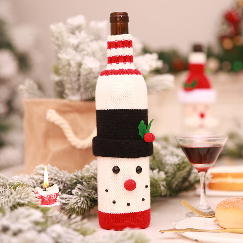 Christmas Wine Bottle Cover – Gnome or Santa Hat Decoration | Festive Holiday Table Décor, Gift Wrap Bag for Wine or Champagne