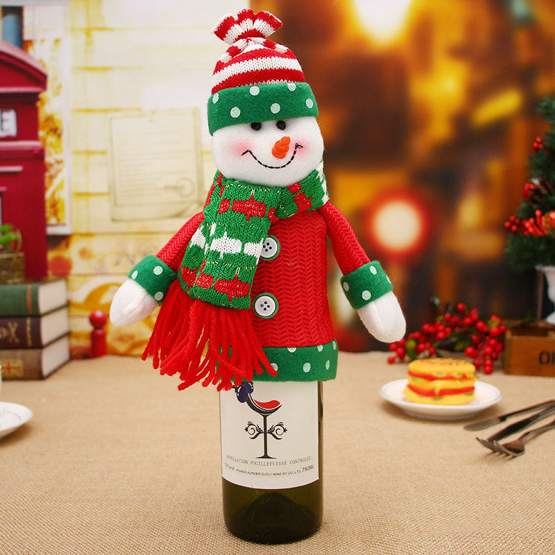 Christmas Wine Bottle Cover – Gnome or Santa Hat Decoration | Festive Holiday Table Décor, Gift Wrap Bag for Wine or Champagne