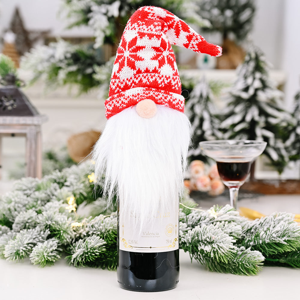 Christmas Wine Bottle Cover – Gnome or Santa Hat Decoration | Festive Holiday Table Décor, Gift Wrap Bag for Wine or Champagne